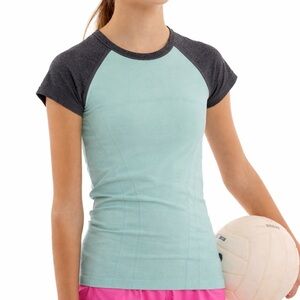 Ivivva Kid’s Lululemon Teal & Gray Fly Tech Short Sleeve Activewear Workout Sz 8